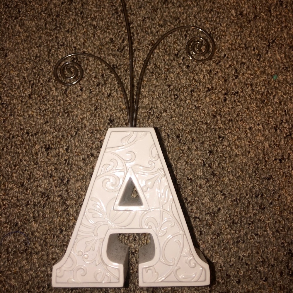 decorative "A" necklace holder